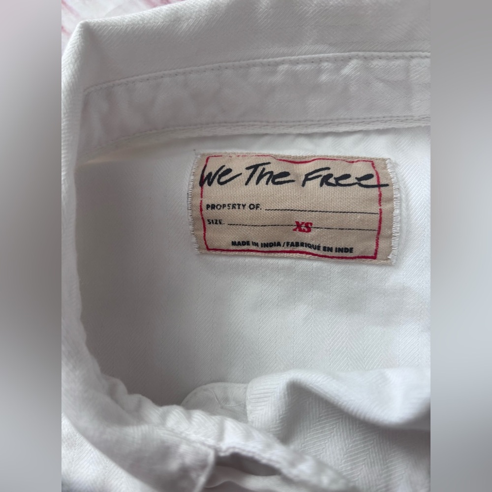 WE THE FREE NIGHT MOVES BUTTON DOWN SHIRT - Picture 11 of 14